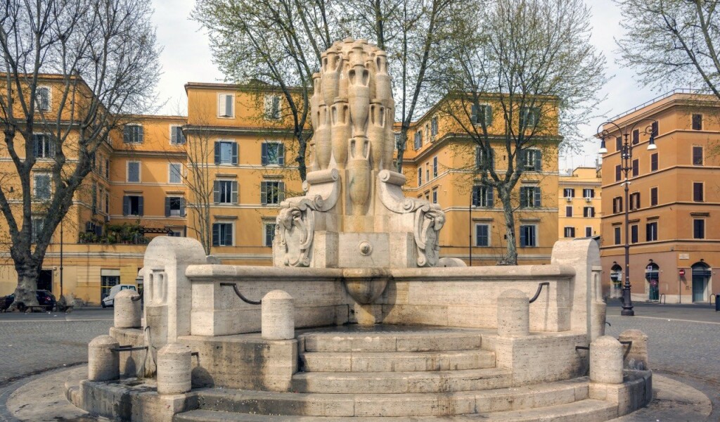 TRIPPLUS_LA FONTANA DELLE ANFORE